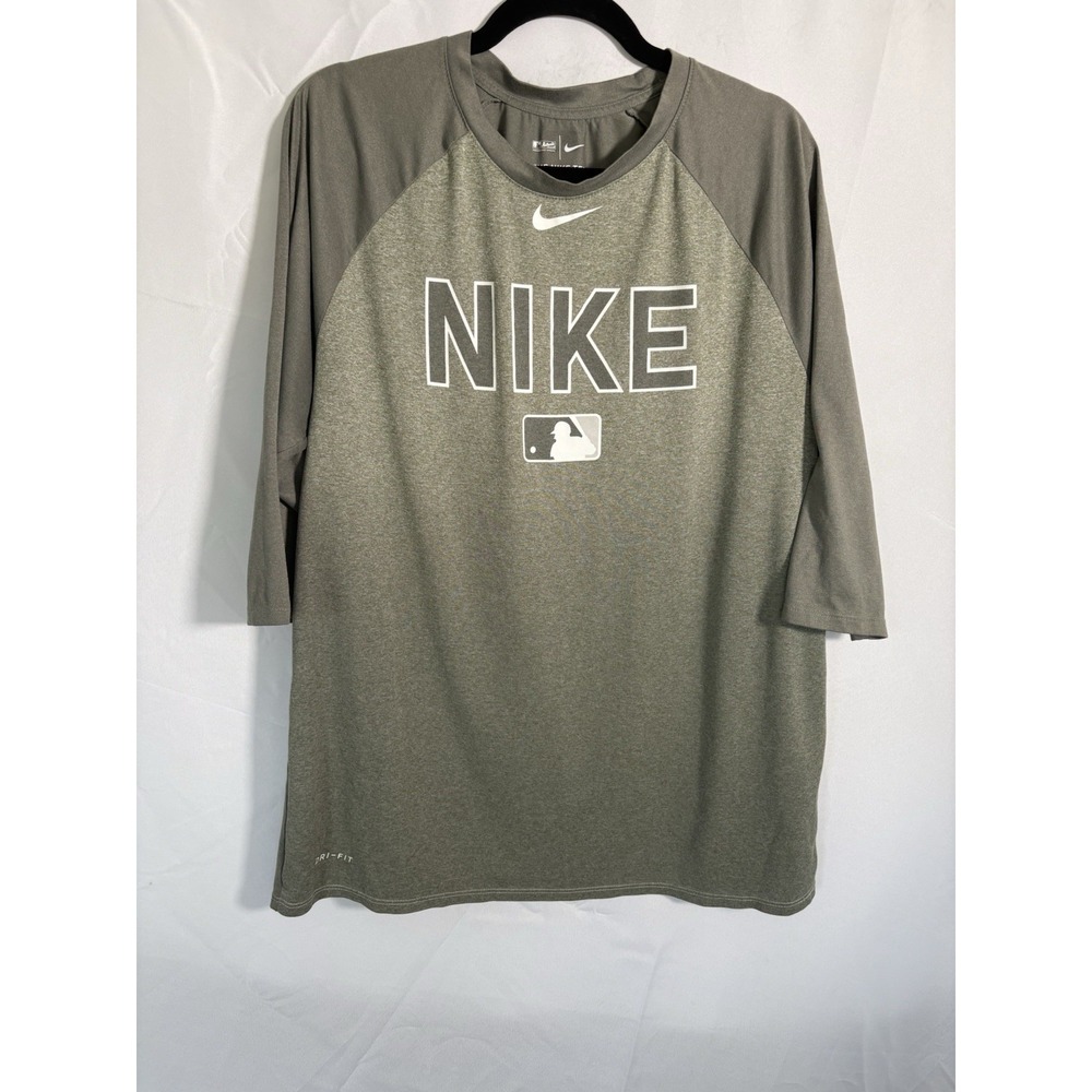 Nike T Shirt Size XL Dri Fit MLB light green Short Sleeve